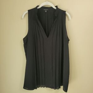 Ann Taylor Pleated V Neck Sleeveless Shirt Blouse Size Large Black